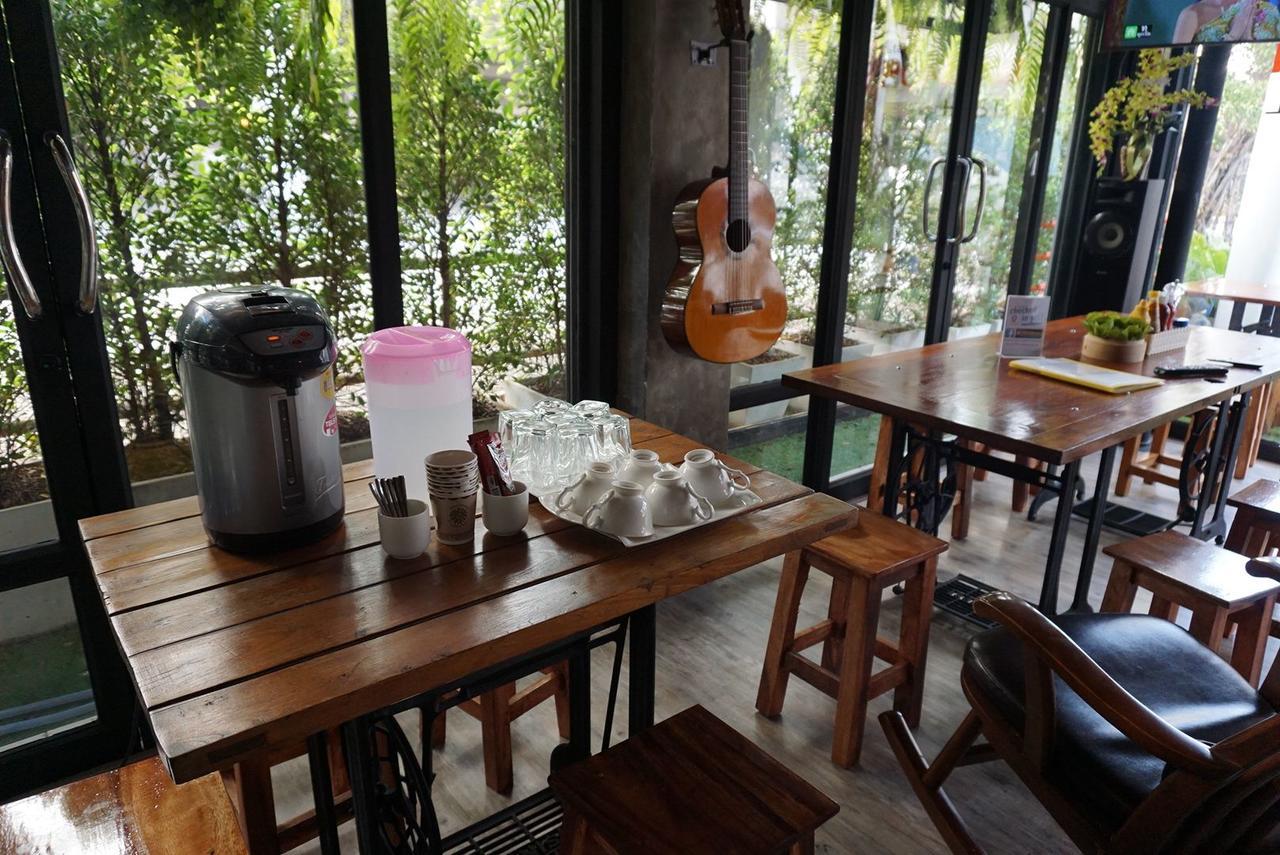 De Pumpkiin Hostel Phra Nakhon Si Ayutthaya Exterior foto